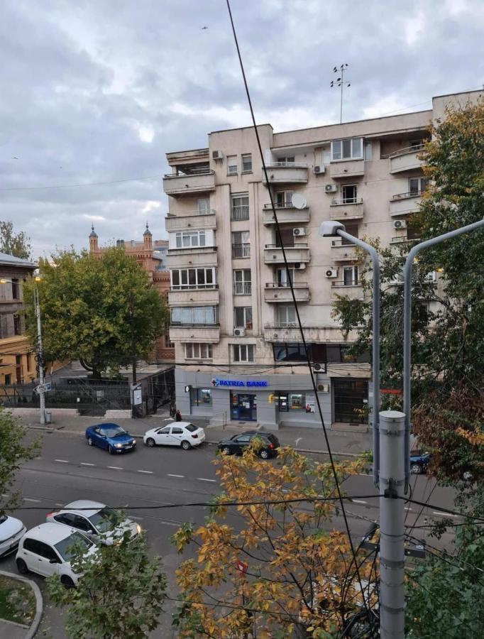 Tudor'S Apartment Bucureşti Ngoại thất bức ảnh
