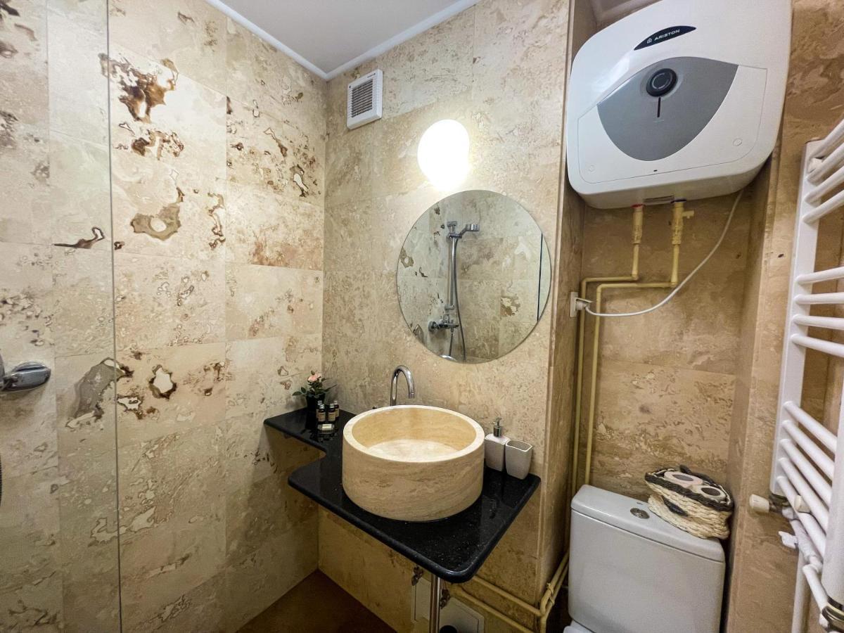 Tudor'S Apartment Bucureşti Ngoại thất bức ảnh