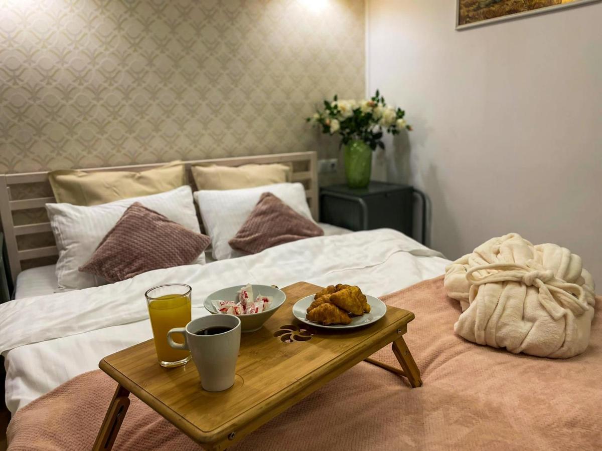 Tudor'S Apartment Bucureşti Ngoại thất bức ảnh